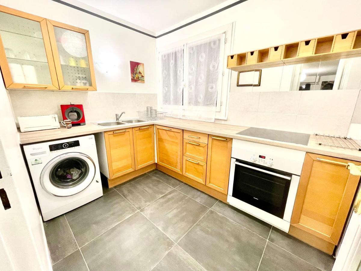 Chambre Privee En Colocation Dans Un Appartement Au Centre De Rillieux La Pape Bagian luar foto