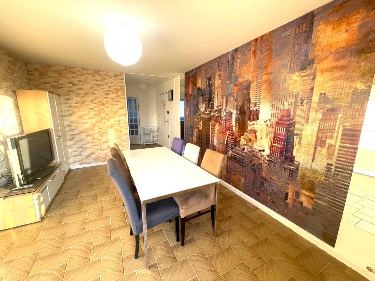 Chambre Privee En Colocation Dans Un Appartement Au Centre De Rillieux La Pape Bagian luar foto