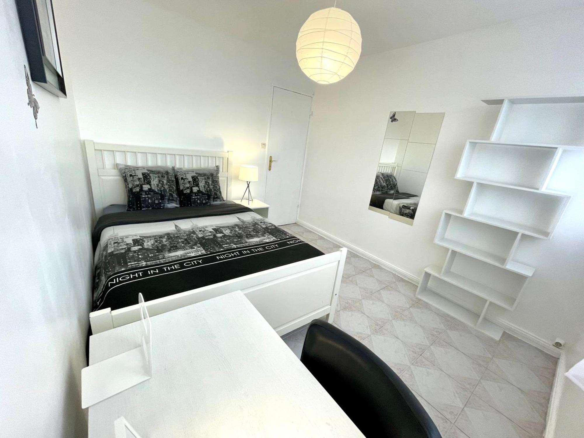 Chambre Privee En Colocation Dans Un Appartement Au Centre De Rillieux La Pape Bagian luar foto